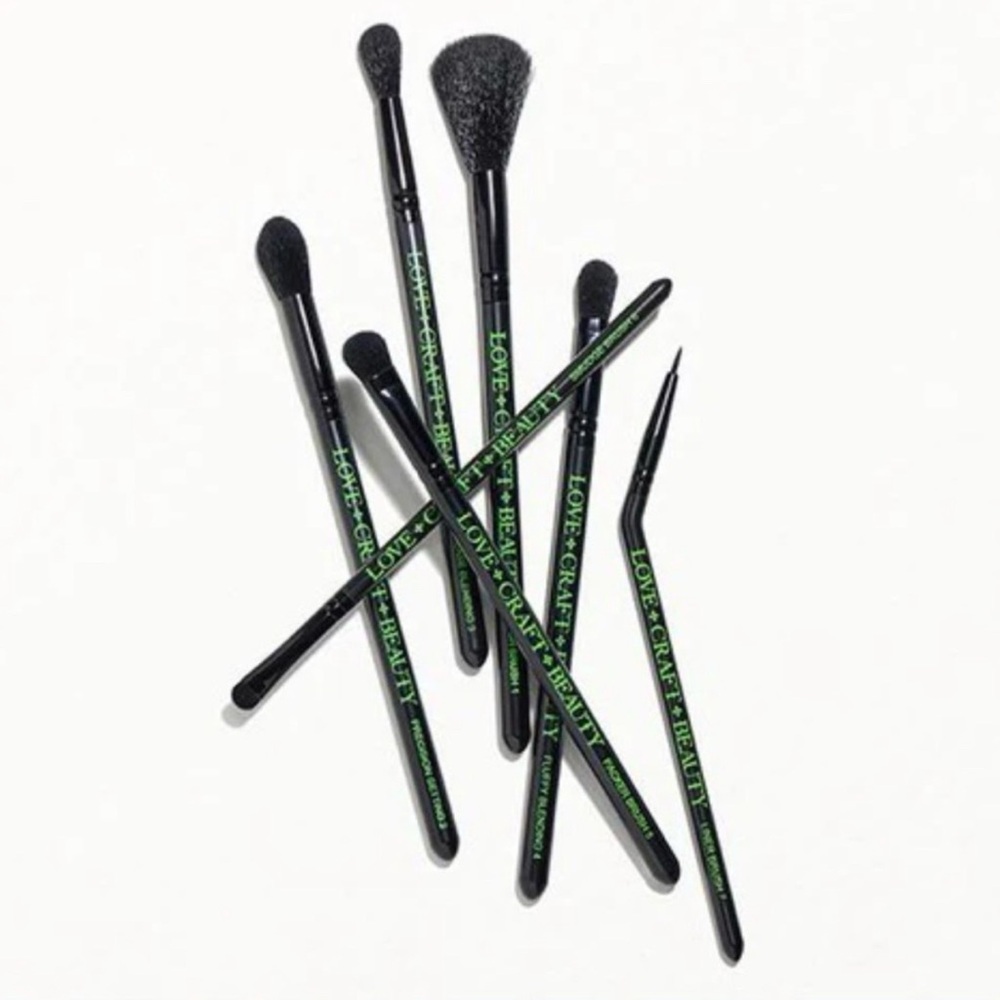 LOVE * CRAFT * BEAUTY 7 Piece Makeup Brush Set | NIP